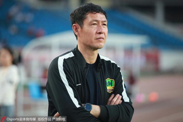 他曾两次打破这项票房纪录，分别是2009年的《阿凡达》和其续集，2022年的《阿凡达：水之道》。