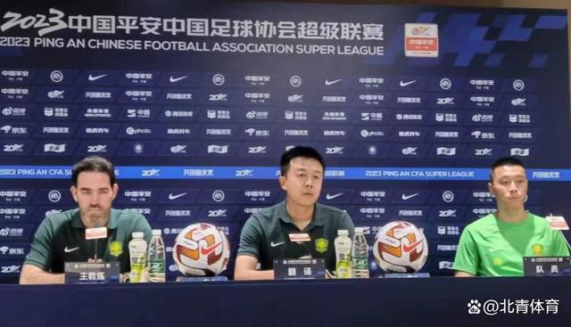 不过，用这种方 香港艺人为慈善拍全家福 吴彦祖、甄子丹显父爱 2013-10-31 2014爱·家庭慈善月历集合12个爱心家庭进行拍摄，其中“宇宙最强”甄子丹从百忙中抽空，拍摄全家福力撑慈善，就连平日严禁女儿曝光的吴彦祖及郑中基，全家福也罕有地曝光。