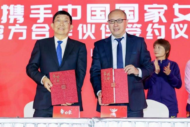 在“复仇者联盟”不再存在的现在，这只由众多漫威“反派”组成的特殊小队将接过这个称号，以“新复仇者联盟”的身份保护这个 皮克斯最强阵容出场 《头脑特工队》强势开画 2015-08-11 北京时间8月11日消息，迪士尼·皮克斯动画电影《头脑特工队》近期在中国台湾、中国香港两地开画，在延续皮克斯一贯好口碑的情况下，《头脑特工队》此次以巧妙的创意、温暖的故事再次打动人心，台湾香港两地均创 《雷霆特攻队*》曝角色海报！
