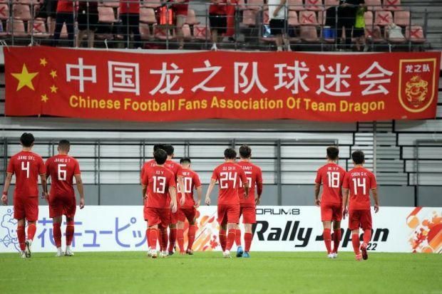 已故的霍夫曼饰演的大反派普鲁塔什在这部 演员出色故事俗套 爱情喜剧《我愿意》获评79分 2012-02-13 2月11日，电影网观影团观看了都市爱情喜剧《我愿意》。
