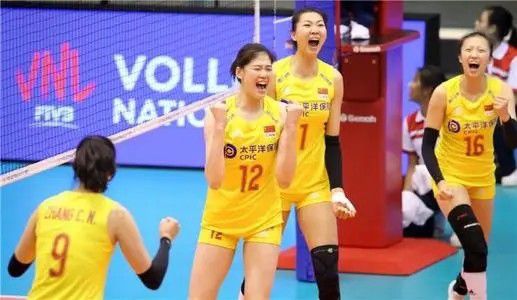 不止两部维伦纽瓦《沙丘》电影 2019-06-11 》改编，主要围绕其中的女性角色展开。