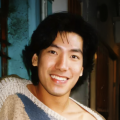 收起 时长：08:00建议WIFI下打开 专稿 上周共上映17部影片，大盘数据显示，在过去的一周里，全国院线放映总场次253.38万场，周票房5.38亿元，观影人次约1380万人次。
