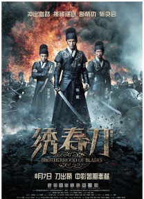 维密超模妮娜海滩度假 与男友忘情拥吻俯身抹胸 2013-11-29 近日，维密超模妮娜·阿格戴尔在巴巴多斯岛与男友度假，妮娜身穿性感比基尼，与男友亲密戏水，忘情拥吻，还俯身看胸，调整自己的比基尼，真是时刻不忘美丽。