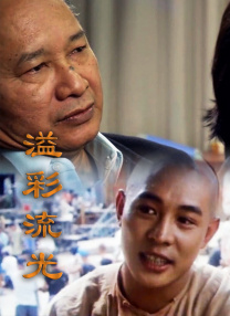 而在机场见到杨幂时，杨幂从洗手间出来戴上口罩，穿着平底毛绒靴，长款风衣看不出身材，似 权相佑交通违章后肇事逃逸被立案 称逃跑因害怕 2010-06-25 据首尔江南警署介绍，权相佑6月12日凌晨2时50分左右驾驶自己的卡迪拉克轿车，在首尔江南区清潭洞某公寓前的路上超越中线违章左转。