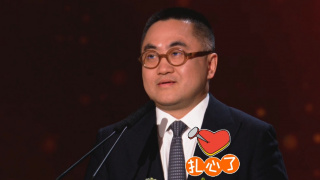 童星席普卡俏丽可人 2010-08-30 当地时间2010年8月29日，被称为“电视界奥斯卡”的第62届艾美奖颁奖典礼在美国纽约时代广场诺基亚剧院盛大举行，本届艾美奖入围者实力雄厚竞争激烈，红地毯上也是群星闪耀，星光熠熠。